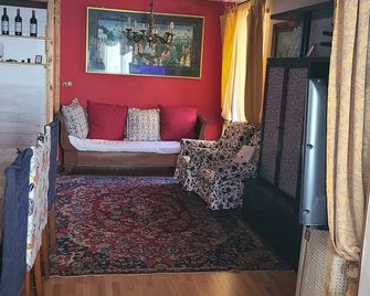 B&B Ma Maison - Govone - Вітальня