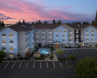 TownePlace Suites by Marriott Sacramento Cal Expo - Sacramento - Budynek