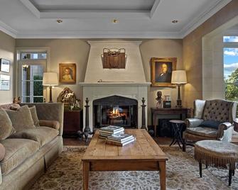 Ben Huon Manor, Robertson, Southern Highlands, Nsw - Robertson - Living room