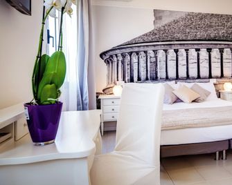 B&B 52Cento - Arezzo - Sovrum