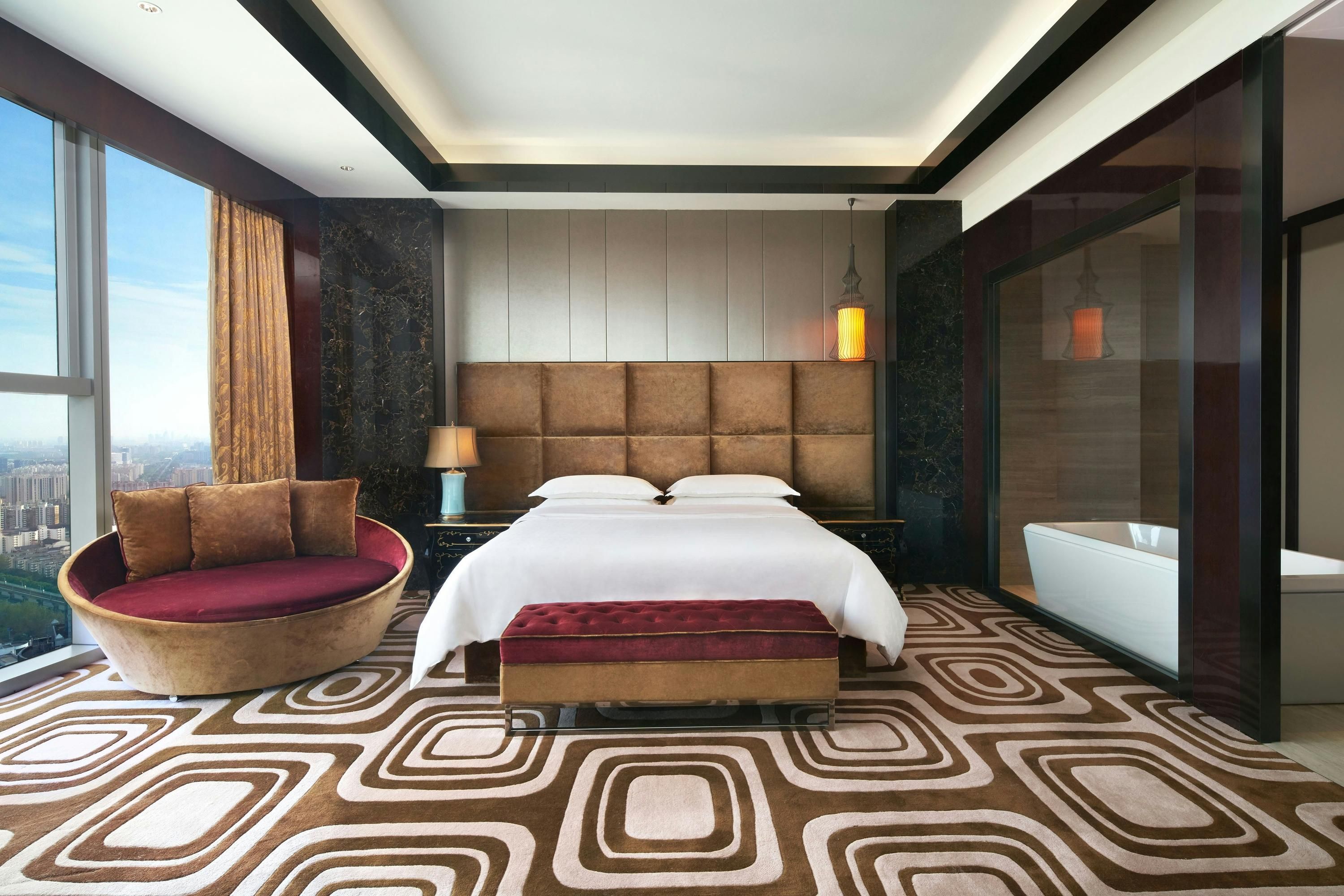 Sheraton Shanghai Waigaoqiao Hotel thumbnail 3