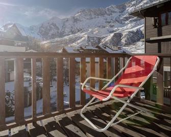 HelloChalet - Foyer du Cervin 250m skiruns - Breuil-Cervinia - Balcony
