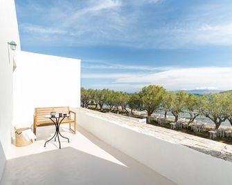 Eden Kythira - Dhiakófti - Балкон