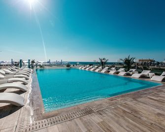 Hotel Opera - Constanţa - Pool