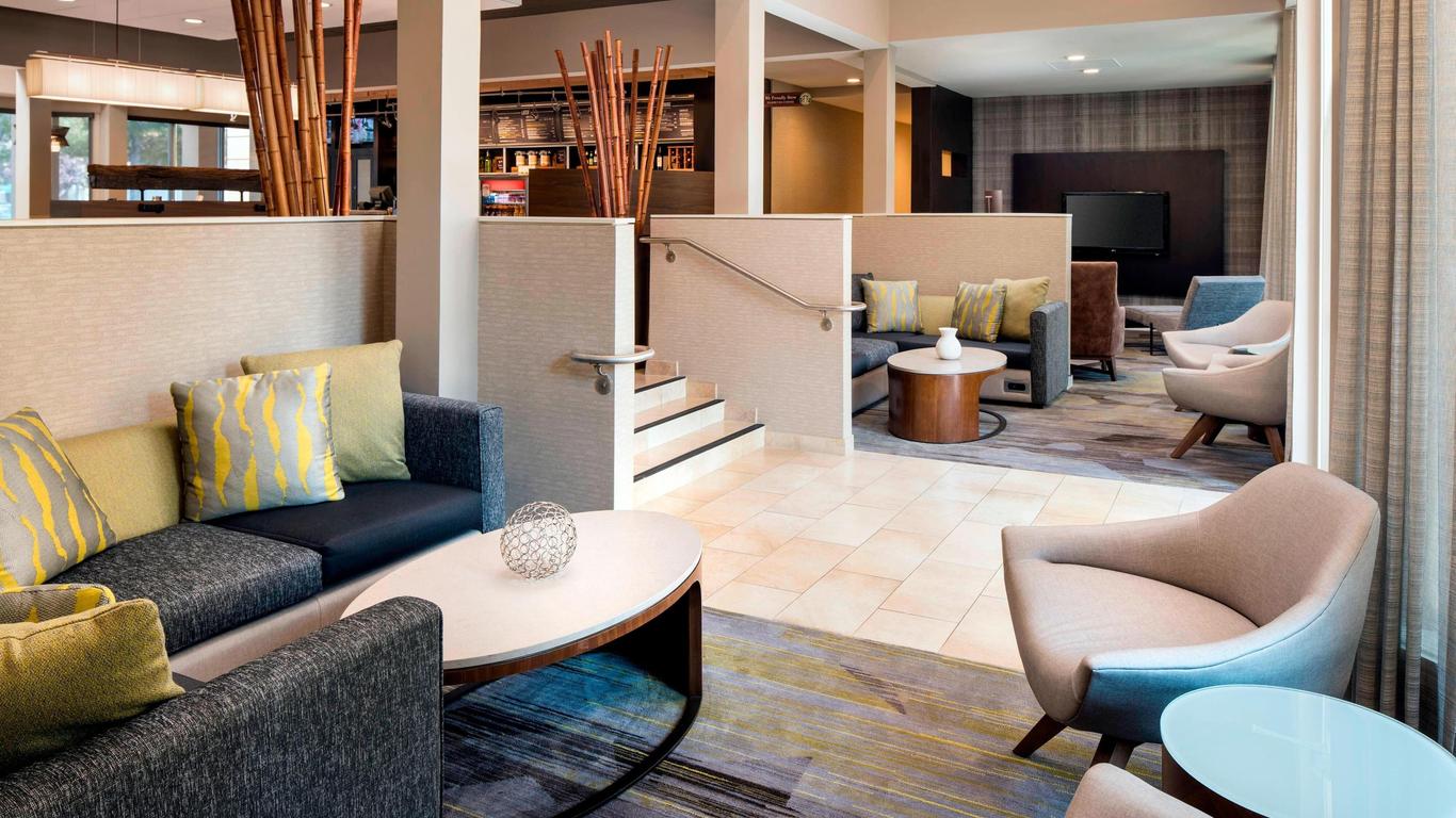 Courtyard by Marriott San Mateo Foster City