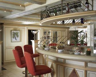 هوتل لوفن زيكنهايم - مانهيم - بار