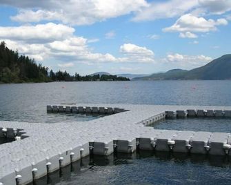 Family Paradise Lake View Cottage at La Casa Resort - Fintry - Beach