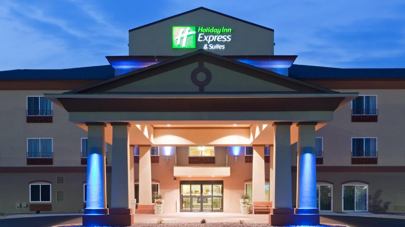 Holiday Inn Express & Suites Antigo