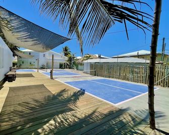 Mata Rocks Resort - San Pedro Town - Pool