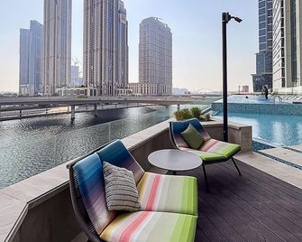 Cozy Luxury 1BR Apt in Business Bay - Dubai - Balcony