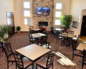 Cobblestone Inn & Suites - Holstein - Holstein - Restaurant