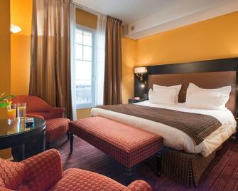 Hotel De La Matelote - Boulogne-sur-Mer - Schlafzimmer
