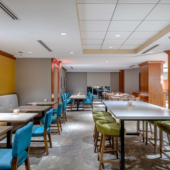 Restaurant view of Hilton Garden Inn Tysons Corner