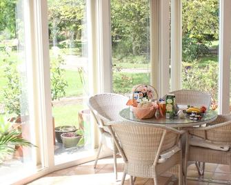 Lakeside Cottage Luxury B&B - Melbourne - Dining room