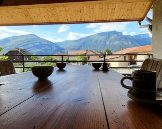 'Games of Home' - logement T3 - Saint-Égrève - Balcon