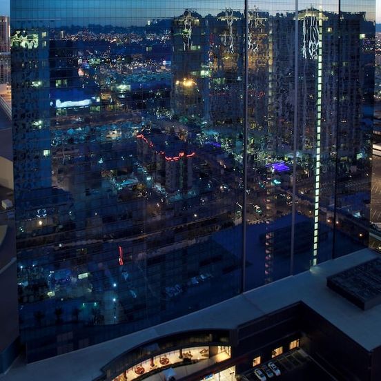 Hilton Club Elara Las Vegas image 1