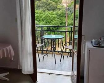 Hotel Rena - Therma - Balcon