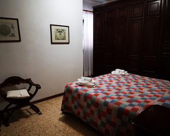 Osteria Dei Locandieri - Abbadia San Salvatore - Slaapkamer