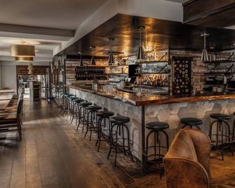 Crowne Plaza Fredericton-Lord Beaverbrook By IHG - Fredericton - Bar