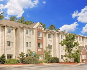 Microtel Inn & Suites by Wyndham Augusta Riverwatch - Augusta - Toà nhà