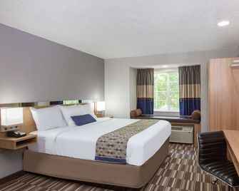 Microtel Inn & Suites by Wyndham Augusta Riverwatch - Augusta - Camera da letto