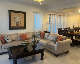 Residencial R.A.I - La Romana - Sala de estar