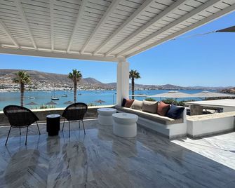 Parian Village Beach Hotel - Adults Only - Parikia