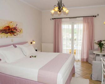 Delfino Blu Boutique Hotel - Agios Stefanos