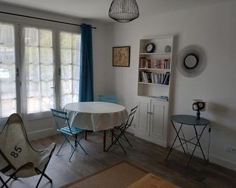 Maison cosy à deux pas de l'océan - Saint-Trojan-les-Bains - Dining room