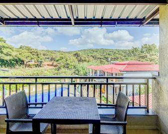 Treebo Jp Cottage - Mahabaleshwar - Balkon