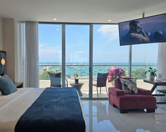 Hotel Perla Spondylus - Манта