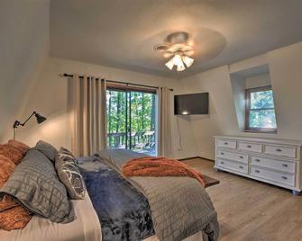 Lake Hartwell Home with Dock Less Than 10 Miles to Clemson! - Seneca - Спальня