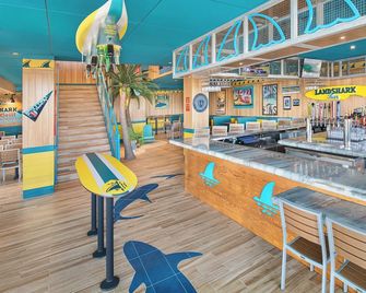 Margaritaville Hotel Kansas City - Kansas City - Bar