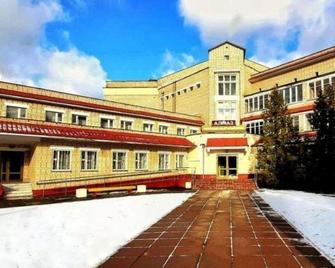 Hotel Almaz - Minsk - Edificio