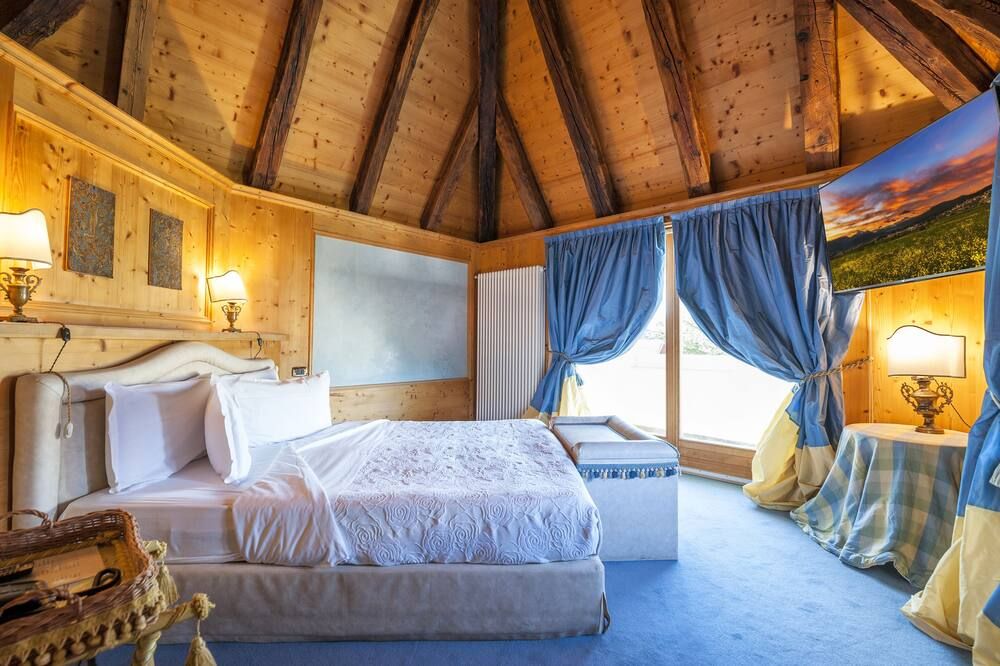 فيلا أورسو جريجيو