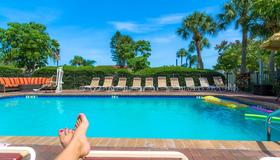 Tropical Beach Resorts - Sarasota - Bể bơi