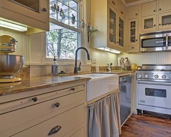 Nut House Countryside Pecan Farm 14 ac San Marcos - Maxwell - Кухня