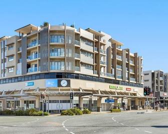 Villa Luxe Miami, Heated Pool, 5 min walk to beach - Miami - Gebäude