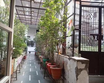 Scindhia Guest House - Varanasi