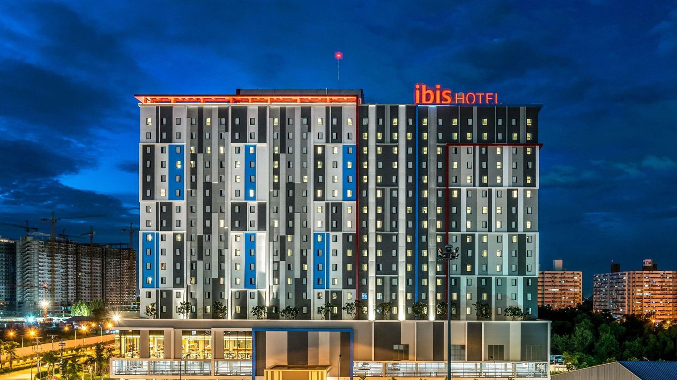 ibis Bangkok Impact