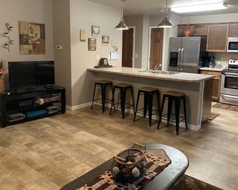 Juniper Townhome #3 - Mitchell - Kuchyň