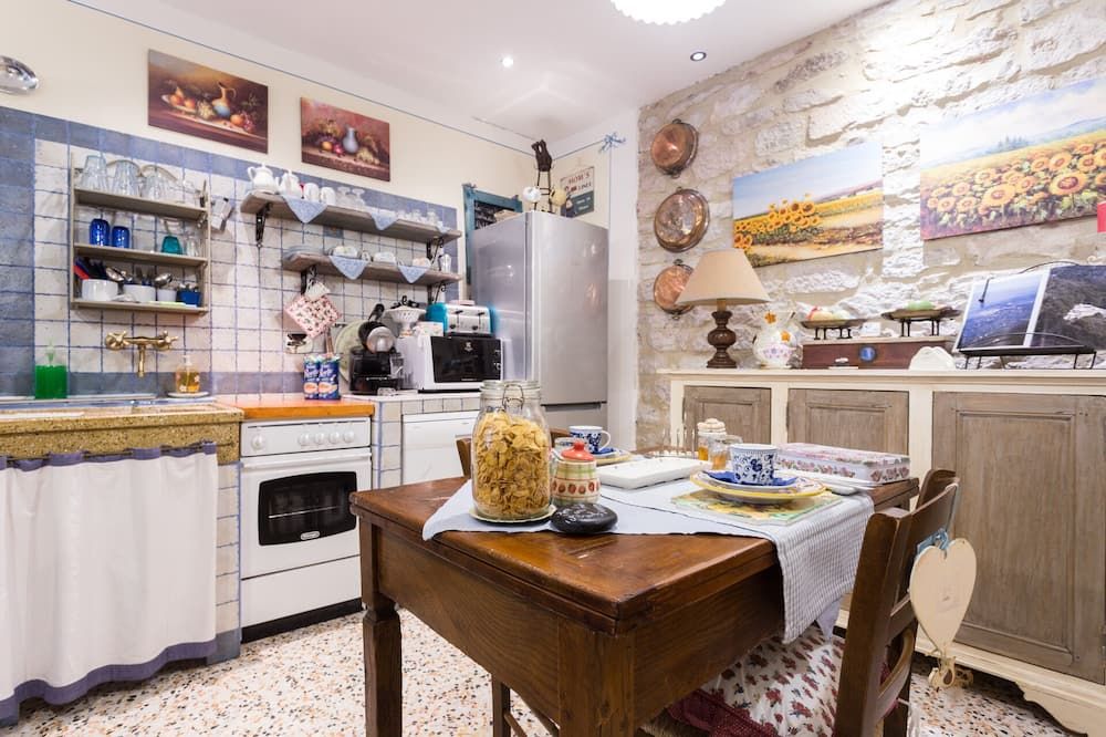 B&B A Casa delle Fate - Ugo and Vittoria Room - Assisi - Restoran