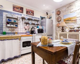 B&B A Casa delle Fate - Ugo and Vittoria Room - Assisi - Restoran