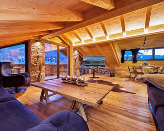 Chalet Alpi - Garmisch-Partenkirchen - Sufragerie