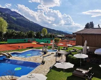 Vital & Sporthotel Brixen - Brixen im Thale - Pool