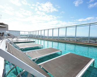 Promenade Fusion Itaguaí - Itaguaí - Piscina