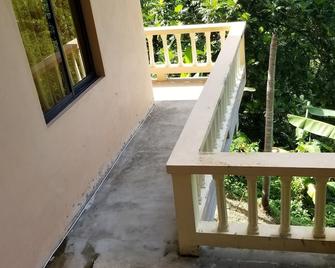 Grand View Guesthouse - Speyside - Balcón