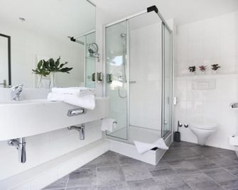 Hotel Engel - Self-Check-in - Liestal - Baño