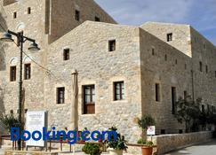 Pyrgoi Theodorakaki: O Gerolimenas - Gerolimenas - Building