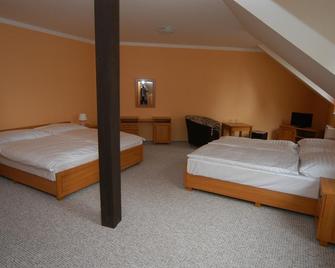 Toscca - Čelákovice - Bedroom